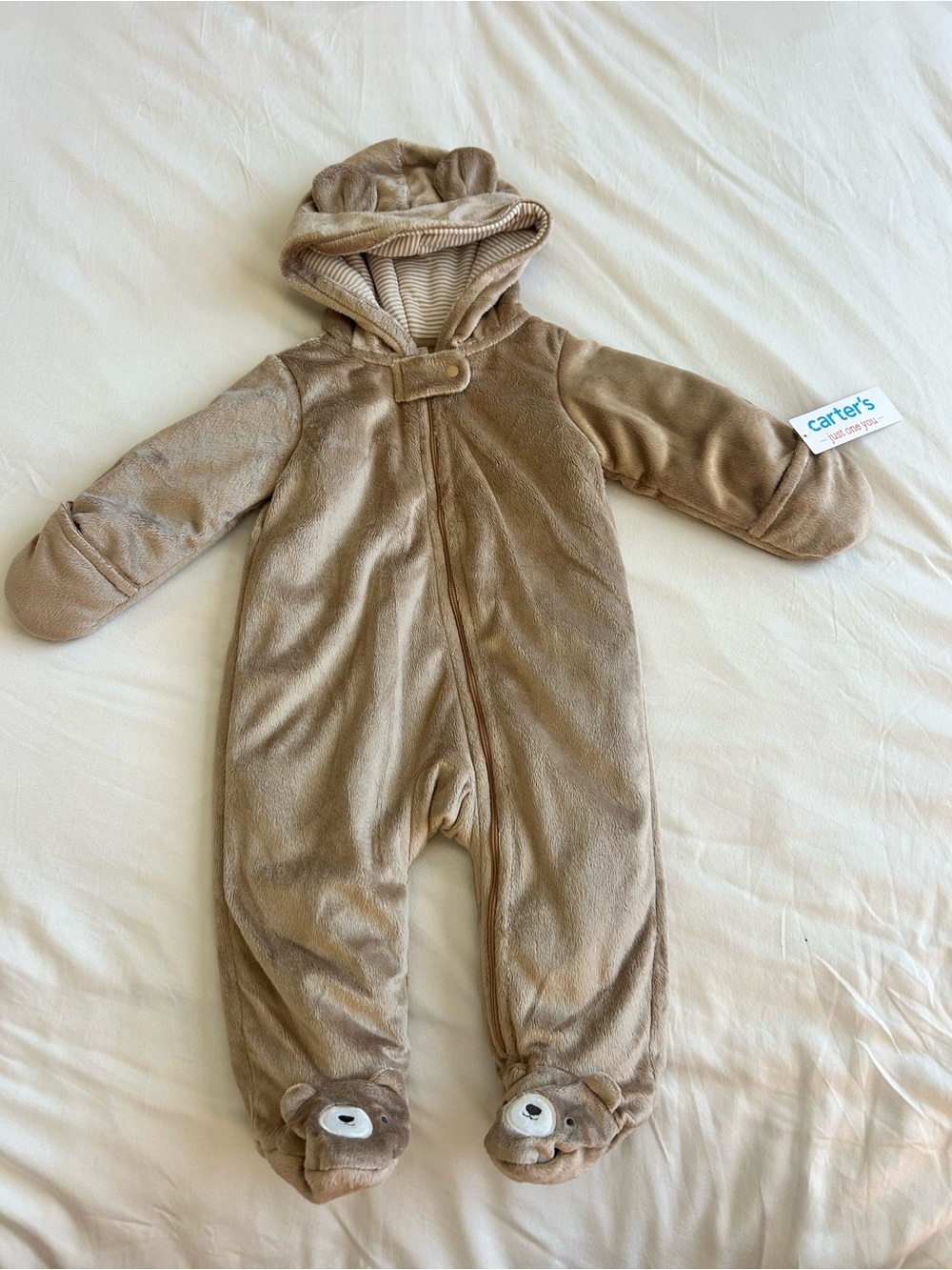 Carter's NWT | Plush Hooded One-Piece Plus Bear Outfit | 6m